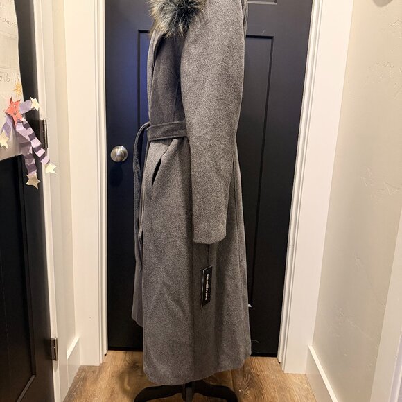 KARL LAGERFLED PARIS GRAY WOOL BLEND COAT WITH FAUX FUR COLLAR ~ NWT - Picture 11 of 12